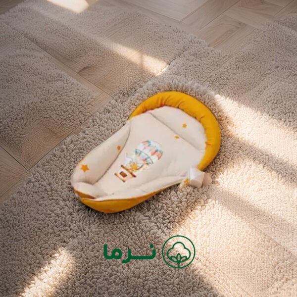آغوشگیر نوزاد